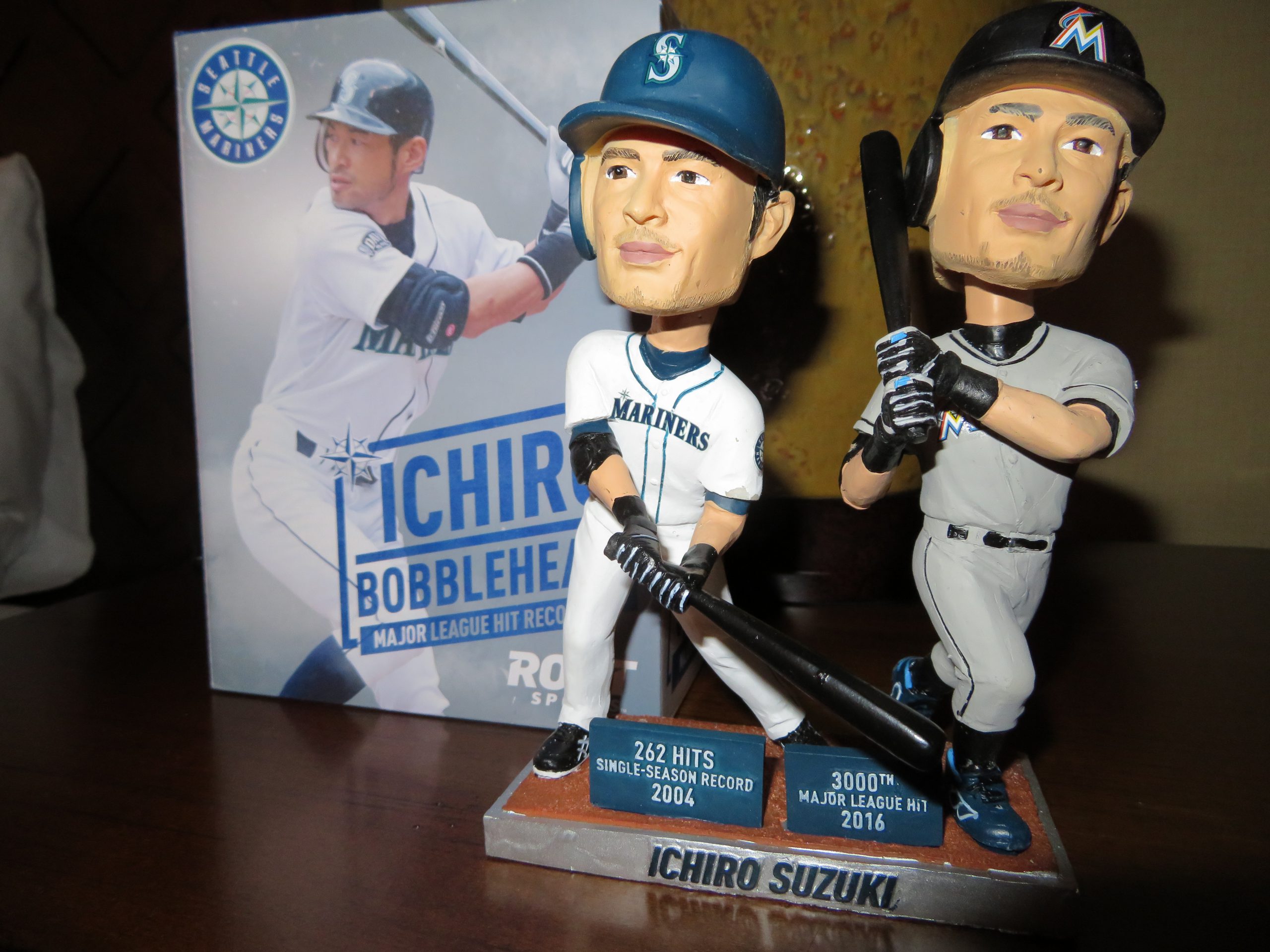 イチロー マイアミ マーリンズ ホーム用 オーセンティック ユニフォーム MIA イチロー マイアミ マーリンズ ホーム用 オーセンティック