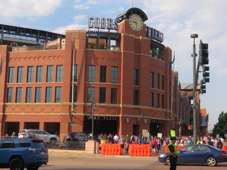 コロラド・ロッキーズ メジャーリーグ観戦・ドット・コム