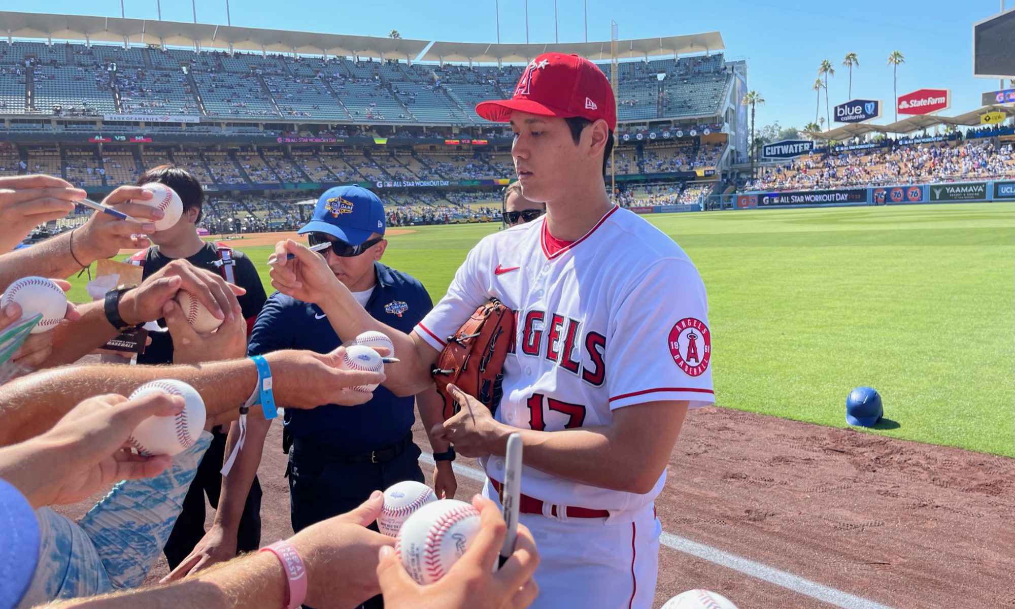 お1人様1点限り 中古】 ◇貴重◇ MLBオールスター初先発 クリスタル