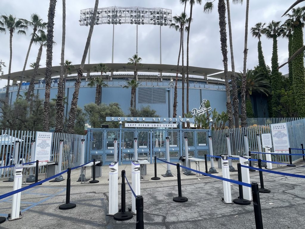 ロサンゼルス・ドジャースの永久欠番 メジャーリーグ観戦・ドット・コム