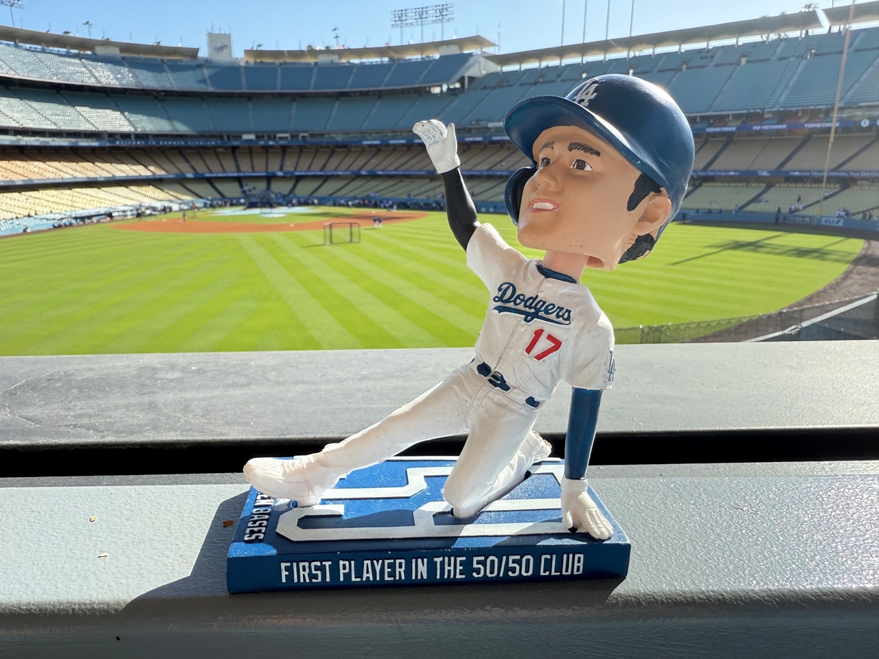 大谷翔平ボブルヘッド人形の配布日